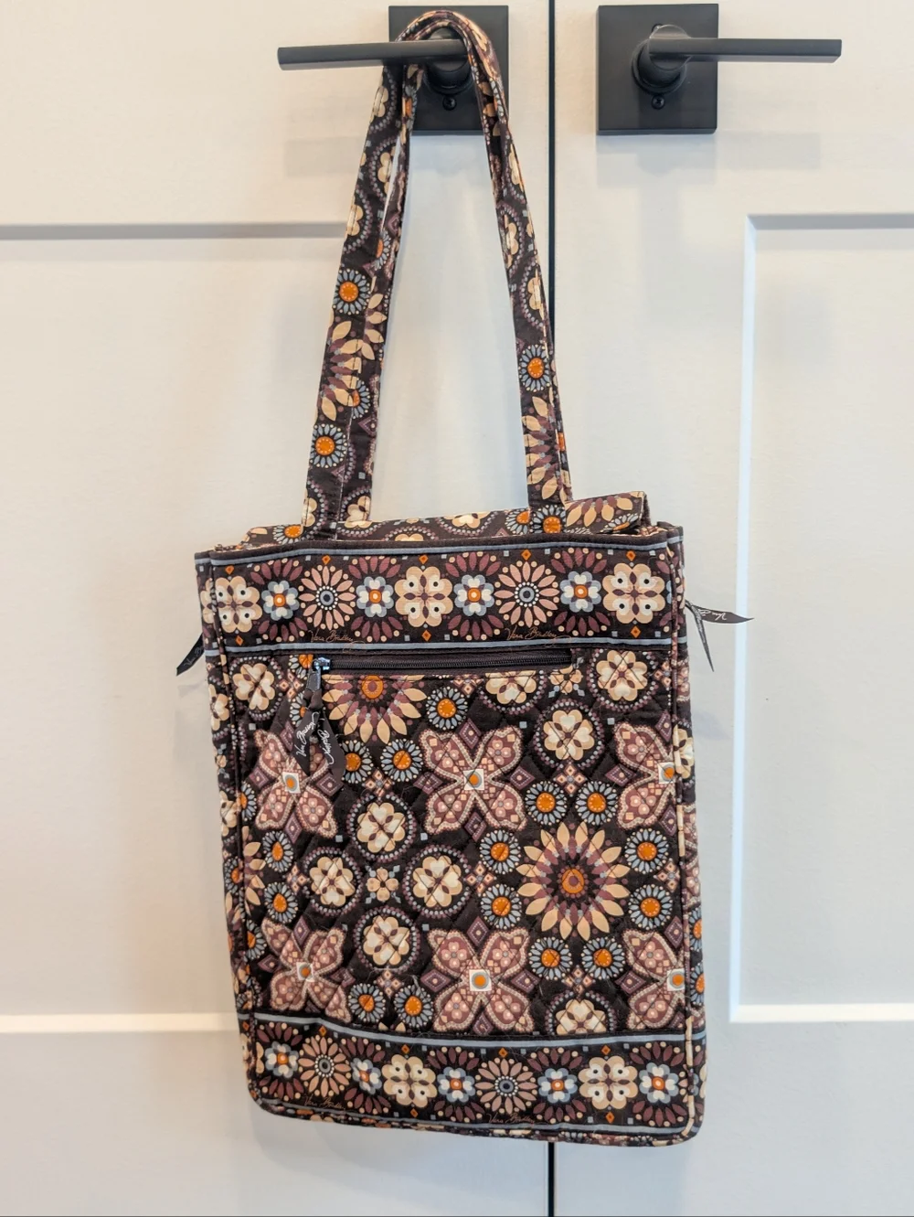 VERA BRADLEY Brown Floral Pattern Quilted Computer Bag